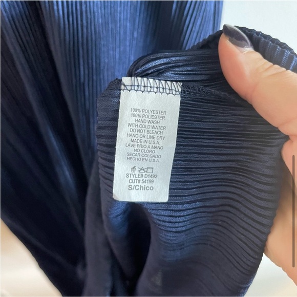 Plisse Long Sleeve Blue Gown - Picture 5 of 9